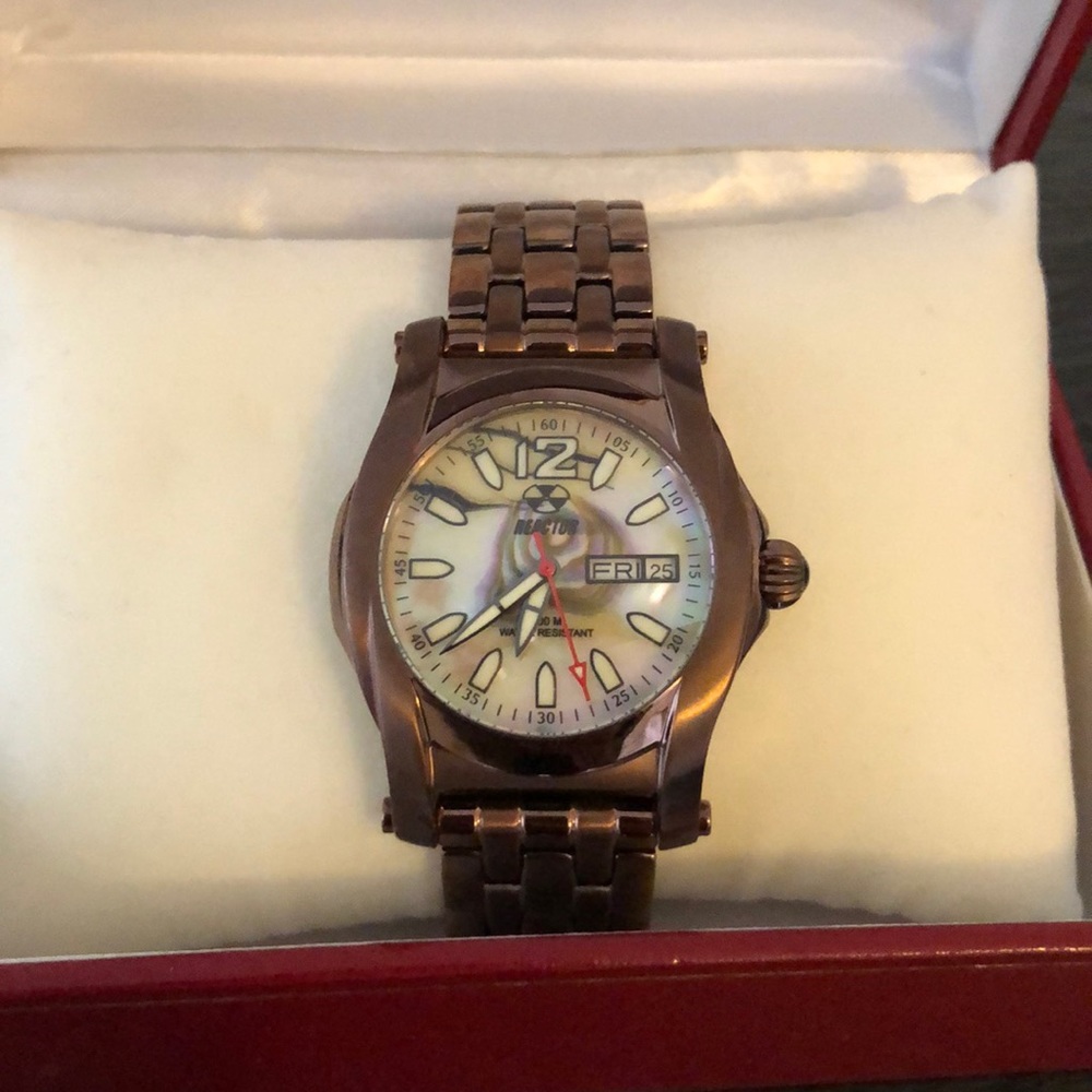 NWT Reactor Curie sport watch